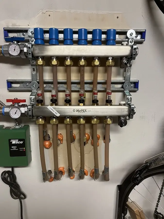 Plumber performing Gas Leak Detection at a residential property in Cockrell Hill